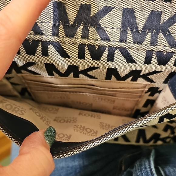 Michael Kors Navy and Gray MK Logo Tote with Front Flap Pocket - Picture 5 of 10